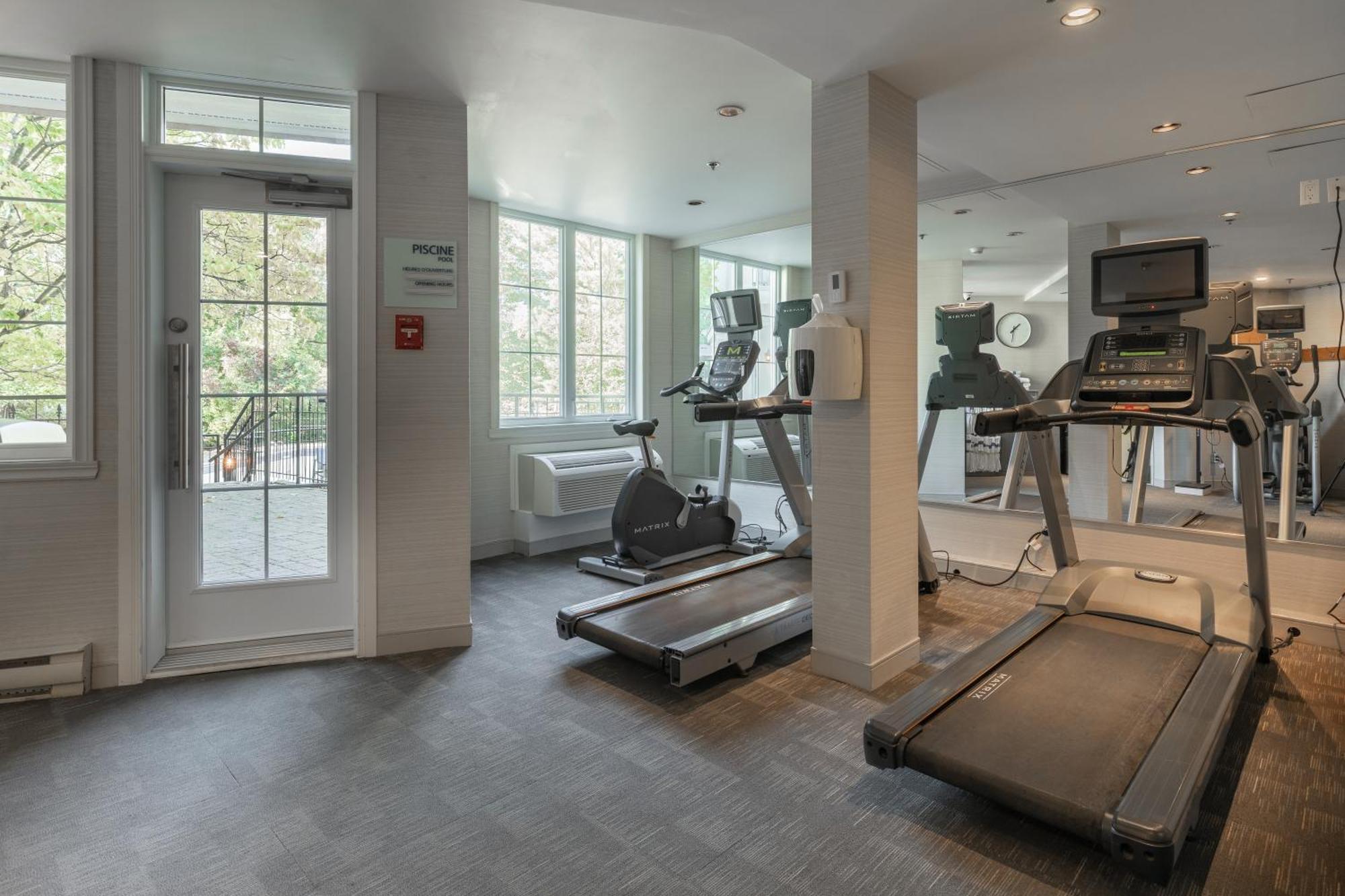 Holiday Inn Express & Suites Tremblant By Ihg Mont-Tremblant Eksteriør bilde