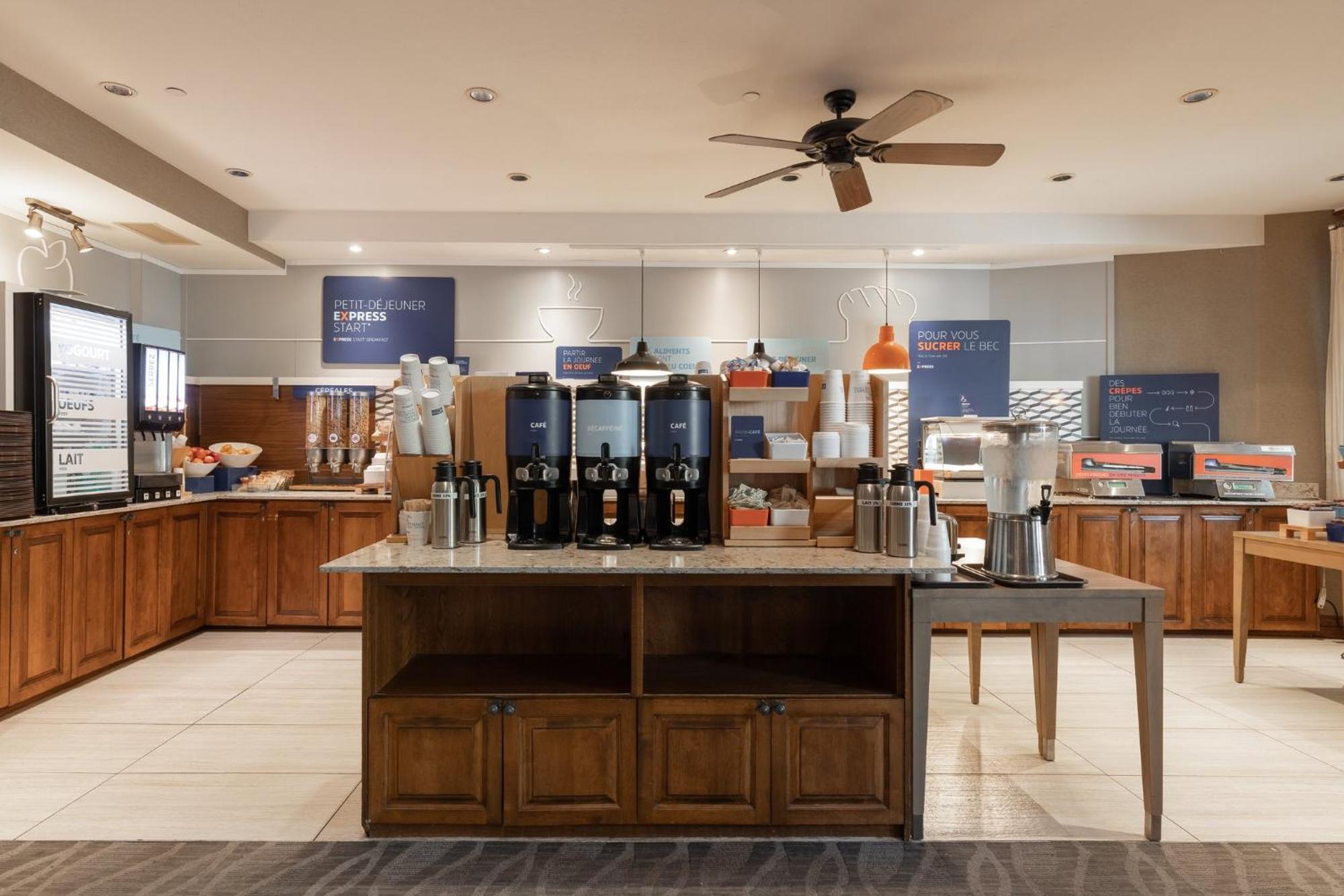 Holiday Inn Express & Suites Tremblant By Ihg Mont-Tremblant Eksteriør bilde