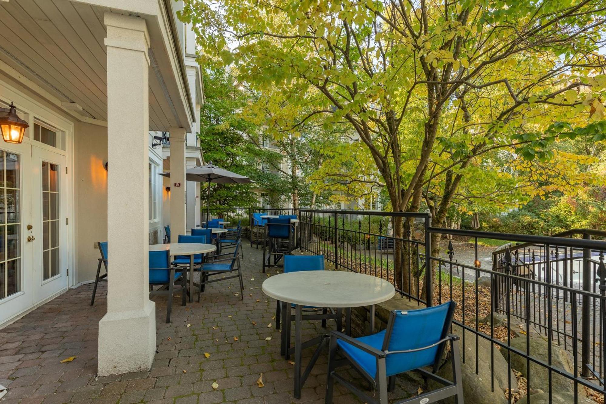 Holiday Inn Express & Suites Tremblant By Ihg Mont-Tremblant Eksteriør bilde