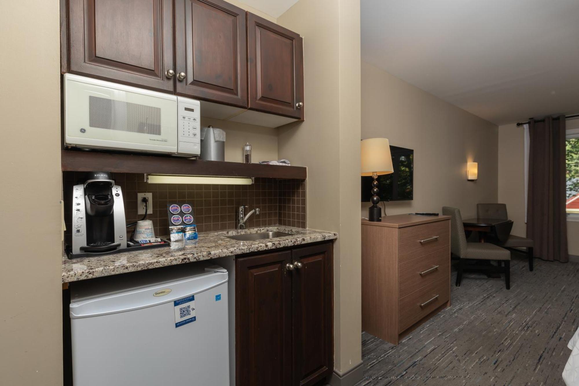 Holiday Inn Express & Suites Tremblant By Ihg Mont-Tremblant Eksteriør bilde